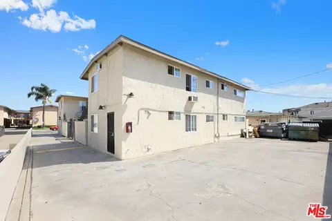 Exterior - 233 N 7th St, Montebello, CA 90640 photo 7 of 8