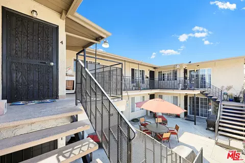Exterior - 233 N 7th St, Montebello, CA 90640 photo 5 of 8