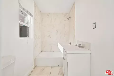 Bath - 7937 6th St, Downey, CA 90241 photo 3 of 3