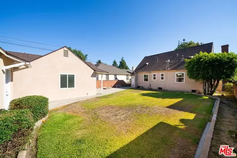 Exterior - 7937 6th St, Downey, CA 90241 photo 8 of 9
