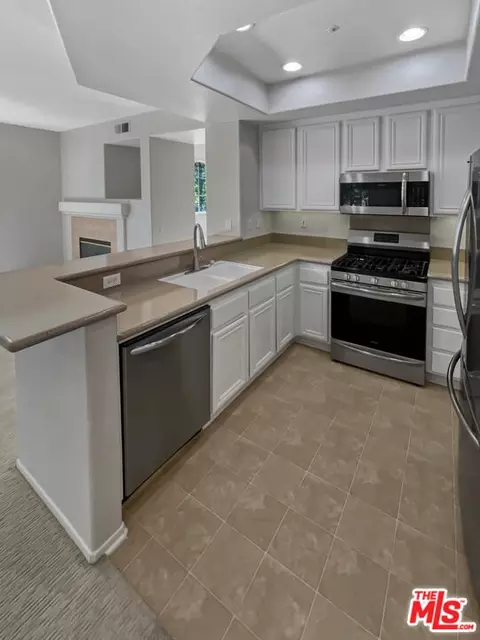 1 Cabazon #17, Irvine, CA 92602 photo 9