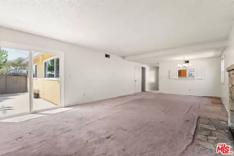 19212 Hillford Ave, Carson, CA 90746 photo 3