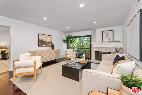 8512 Tuscany Ave #305, Playa Del Rey, CA 90293