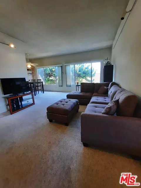 1021 5th St #207, Santa Monica, CA 90403
