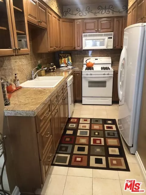 849 E Victoria St #810, Carson, CA 90746 photo 7