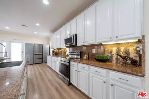 2067 Hetebrink St, Fullerton, CA 92833 photo 6