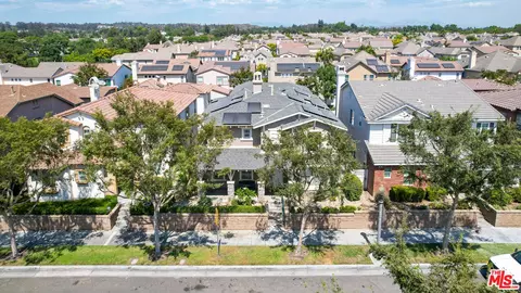 2067 Hetebrink St, Fullerton, CA 92833 photo 4