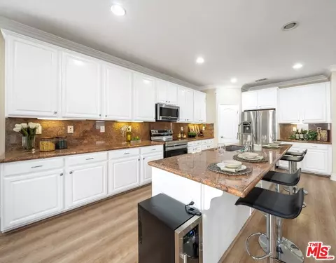 2067 Hetebrink St, Fullerton, CA 92833 photo 8