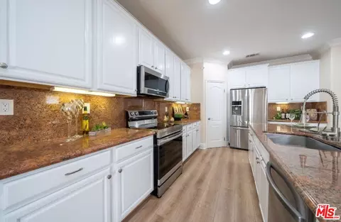2067 Hetebrink St, Fullerton, CA 92833 photo 7