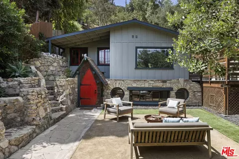 631 Pheasant Dr, Los Angeles, CA 90065