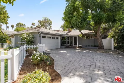 13332 Valleyheart Dr, Sherman Oaks, CA 91423