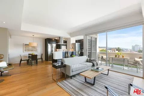 7250 Franklin Ave #415, Los Angeles, CA 90046