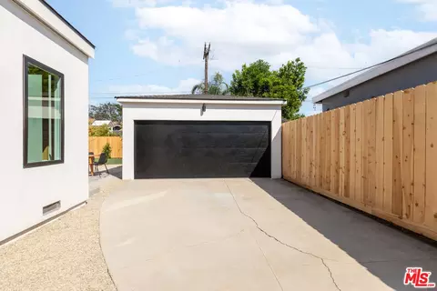 3944 Somerset Dr, Los Angeles, CA 90008