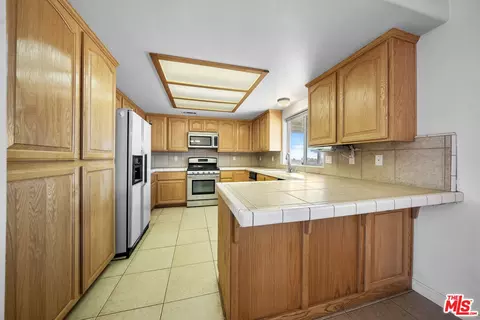 11635 Lebec Rd, Phelan, CA 92371 photo 14