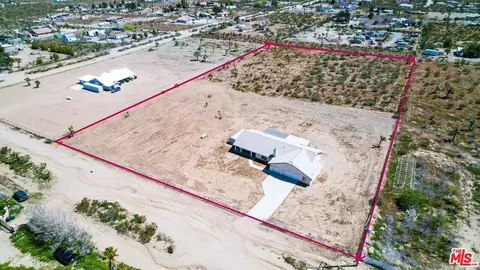 11635 Lebec Rd, Phelan, CA 92371 photo 5