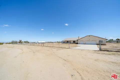 11635 Lebec Rd, Phelan, CA 92371 photo 34