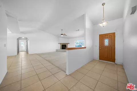 11635 Lebec Rd, Phelan, CA 92371 photo 7