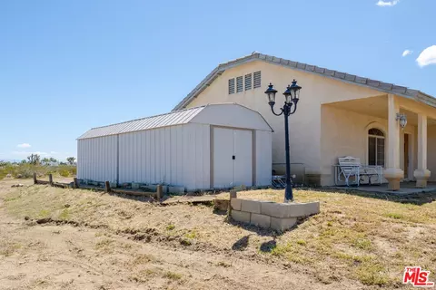 11635 Lebec Rd, Phelan, CA 92371 photo 30