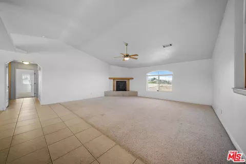 11635 Lebec Rd, Phelan, CA 92371 photo 8