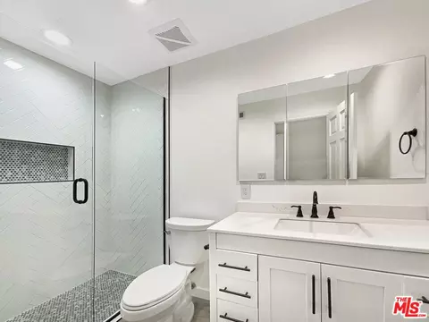 2290 Rohner Ct, Simi Valley, CA 93063 photo 16