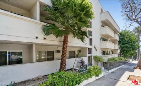 960 Larrabee St #117, West Hollywood, CA 90069