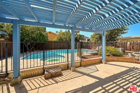 Exterior - 22014 Romar St, Chatsworth, CA 91311 photo 5 of 8