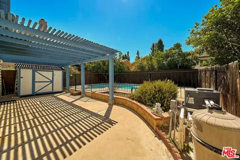 Exterior - 22014 Romar St, Chatsworth, CA 91311 photo 6 of 8