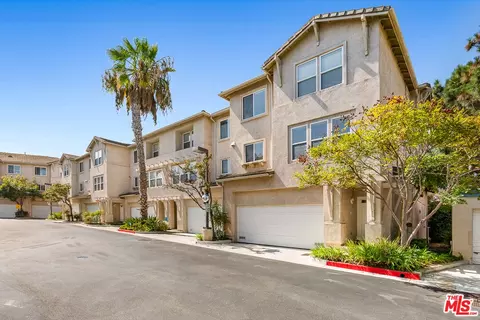 8109 Hannum Ave, Culver City, CA 90230