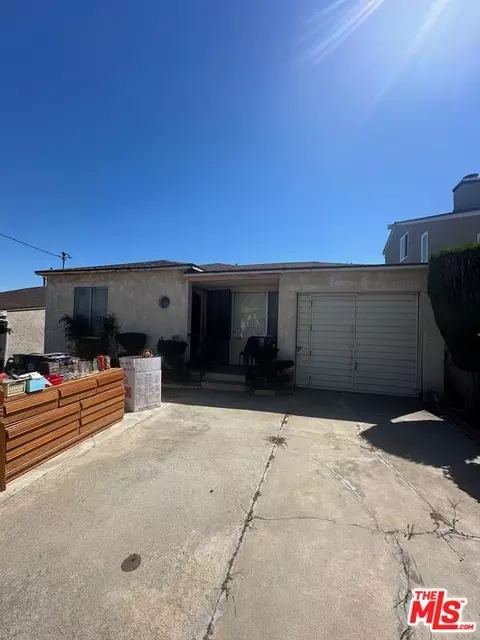 4532 W 131st St, Hawthorne, CA 90250