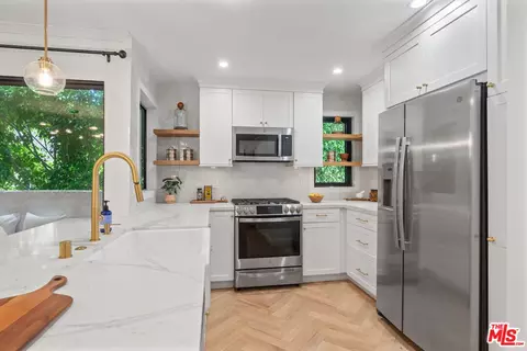 1115 19th St #2, Santa Monica, CA 90403