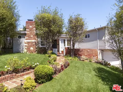10613 Rochester Ave, Los Angeles, CA 90024