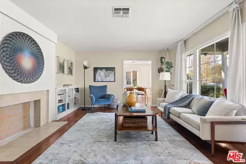 6344 Colbath Ave, Van Nuys, CA 91401 photo 3