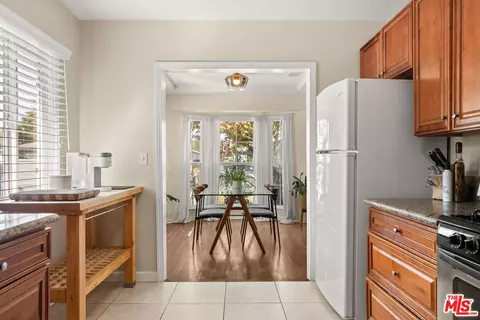 6344 Colbath Ave, Van Nuys, CA 91401 photo 5
