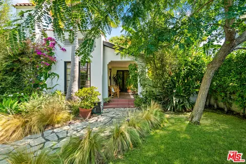 300 N Gower St, Los Angeles, CA 90004