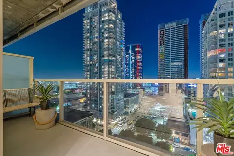 1155 S Grand Ave #1508, Los Angeles, CA 90015