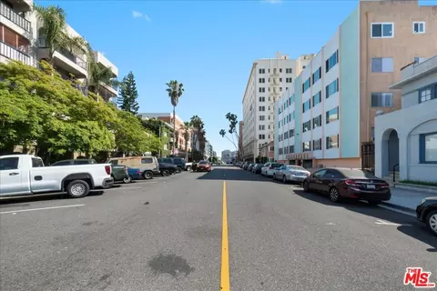 Exterior - 335 Cedar Ave #415, Long Beach, CA 90802 photo 4 of 4