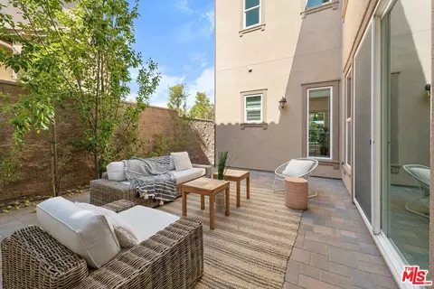 11927 Ancona Way, Porter Ranch, CA 91326 photo 9