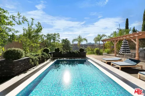 11927 Ancona Way, Porter Ranch, CA 91326 photo 39