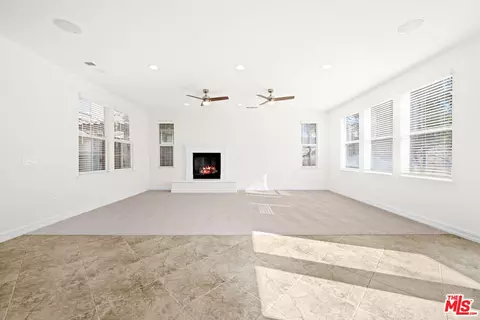 Living - 366 Spring Park Rd, Camarillo, CA 93012 photo 1 of 2