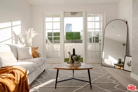 1225 Armacost Ave #205, Los Angeles, CA 90025