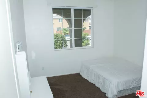 Bedroom - 15031 Hemlock, Victorville, CA 92394 photo 7 of 8