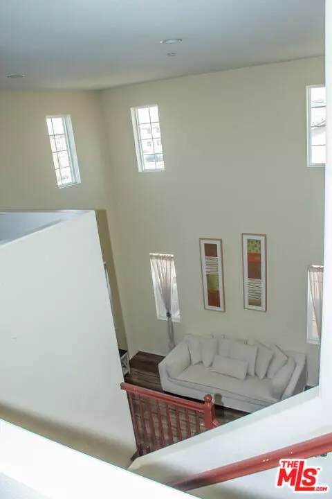 Entry Way - 15031 Hemlock, Victorville, CA 92394 photo 3 of 5