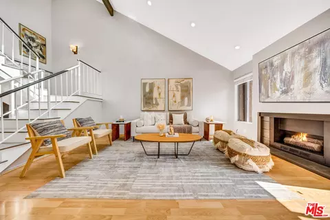 4844 Maytime Ln, Culver City, CA 90230