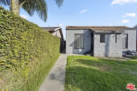 2824 W View St, Los Angeles, CA 90016