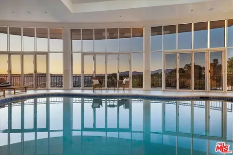 868 Mount Washington Dr, Los Angeles, CA 90065