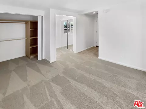 17530 Devonshire St, Northridge, CA 91325 photo 29