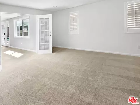 17530 Devonshire St, Northridge, CA 91325 photo 27