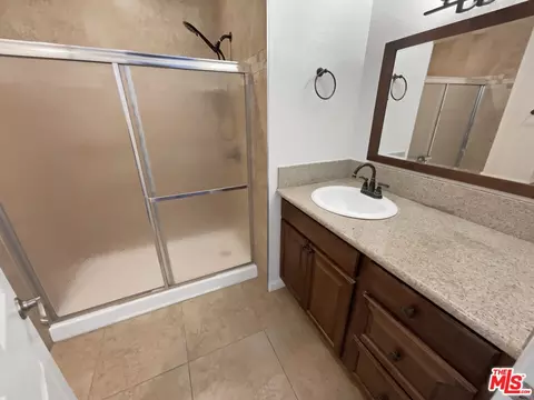 17530 Devonshire St, Northridge, CA 91325 photo 11