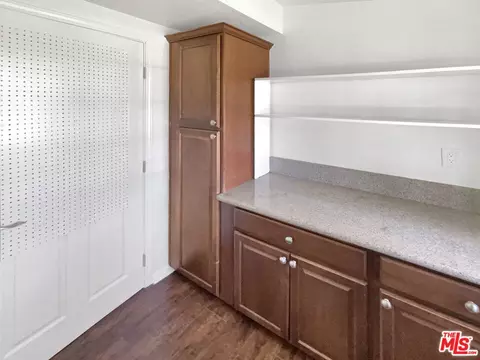 17530 Devonshire St, Northridge, CA 91325 photo 38
