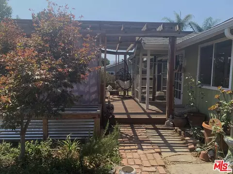 125 Prospect St, Oak View, CA 93022 photo 2